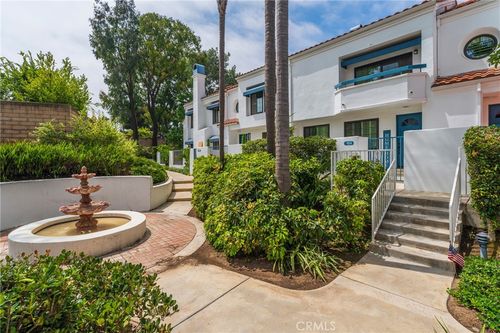 unit-104-19561 Pompano Ln, Huntington Beach, CA, 92648-6405 | Card Image