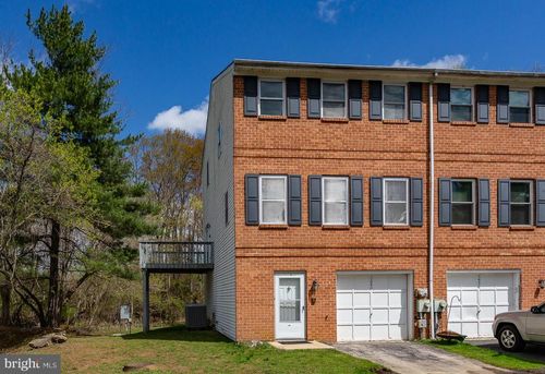 1640 S Coventry Ln, WEST CHESTER, PA, 19382-7568 | Card Image
