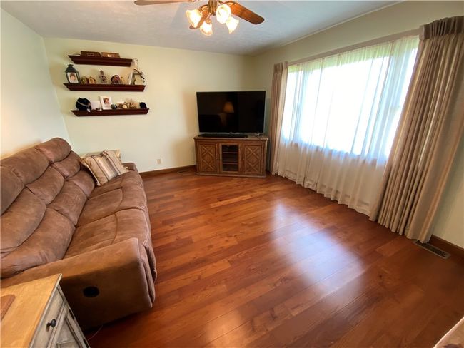 240 Hamburg Rd, House other with 3 bedrooms, 2 bathrooms and 2 parking in Greenville PA | Image 22
