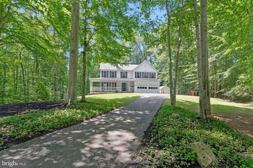 6265 Happy Creek Rd, MANASSAS, VA, 20112-3880 | Card Image