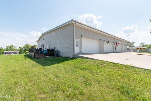 403 3rd St, Riverdale, ND, 58565-1900 | Card Image