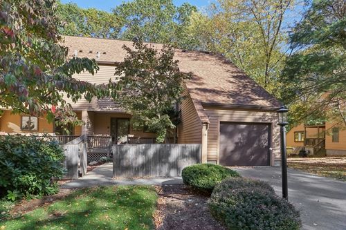 16-16 Danforth Way, Franklin, MA, 02038-3141 | Card Image