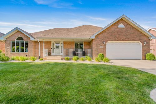 2129 Ramblewood Dr, Highland, IN, 46322-3520 | Card Image
