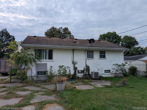 263 N Walnut St, Mount Clemens, MI, 48043-5813 | Card Image