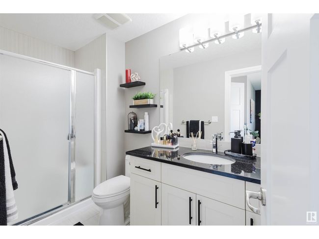 1109 176 St Sw, Home with 3 bedrooms, 3 bathrooms and 4 parking in Edmonton AB | Image 37