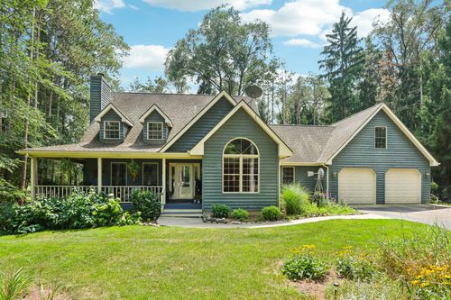 7638 Pine Knolls Dr, Whitewater, WI, 53190-4229 | Card Image