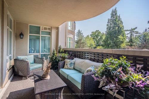 215-7071 Bayview Ave, Thornhill, ON, L3T7Y8 | Card Image