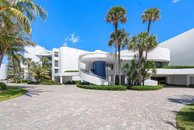 APT-317 - 2001 Se Sailfish Point Blvd, Condo with 2 bedrooms, 3 bathrooms and null parking in Stuart FL | Image 40