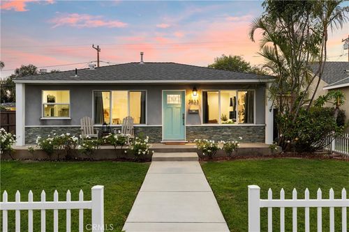 3833 Ocana Ave, Long Beach, CA, 90808-3715 | Card Image