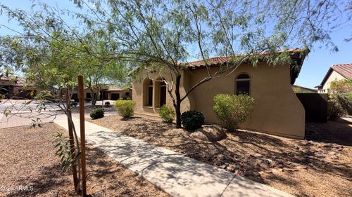 1518 E Hazel Dr, Phoenix, AZ, 85042-8406 | Card Image