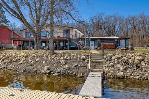 742 Shore Acres Rd, LA CRESCENT, MN, 55947-9633 | Card Image