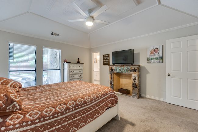 2221 Cliffside Dr, House other with 4 bedrooms, 2 bathrooms and null parking in Plano TX | Image 30