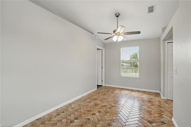 18210 Apple Rd, House other with 3 bedrooms, 2 bathrooms and 2 parking in FORT MYERS FL | Image 8