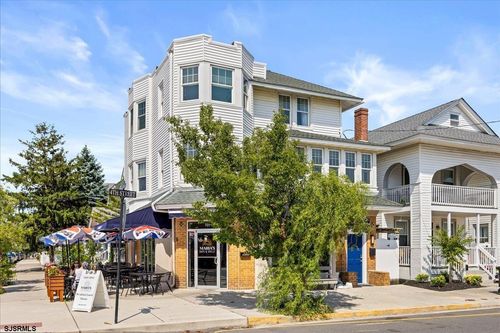 701 E 4th St, Ocean City, NJ, 08226-3681 | Card Image
