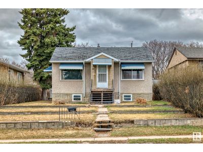 119 St, House other with 4 bedrooms, 2 bathrooms and 3 parking in Edmonton AB | Image 3