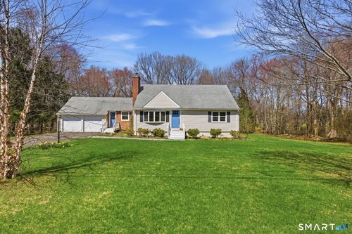 6 Fieldstone Dr, Newtown, CT, 06470-2422 | Card Image