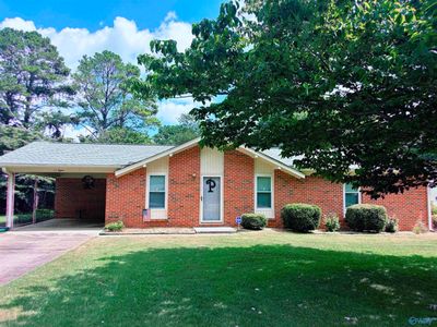 108 Sw Lucille Drive Sw, House other with 3 bedrooms, 1 bathrooms and null parking in Decatur AL | Image 1