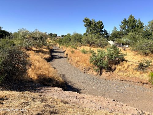 17388 E Meadow Ln, Mayer, AZ, 86333-4119 | Card Image