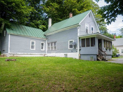 31 Maple St, Windsor, VT, 05089-1811 | Card Image