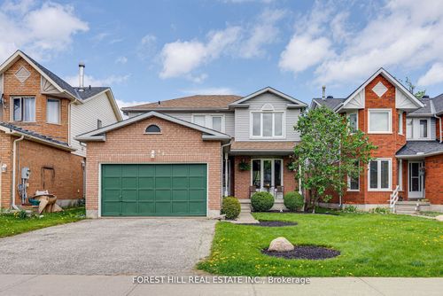 44 Quance St, Barrie, ON, L4N7M3 | Card Image