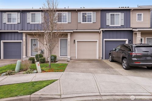 2121 Ne 118th Pl, Vancouver, WA, 98684-5203 | Card Image