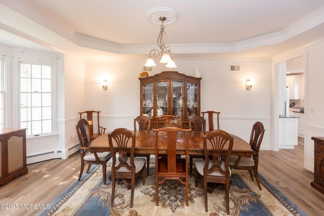 10 English Path, House other with 5 bedrooms, 3 bathrooms and null parking in Freehold NJ | Image 15