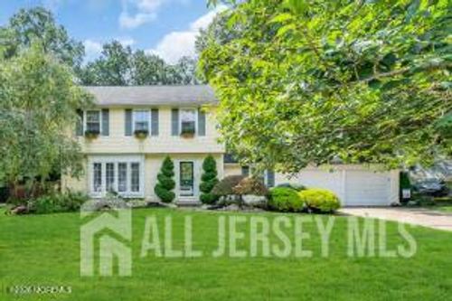11 Dunbarton Rd, Jackson, NJ, 08527-1707 | Card Image