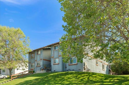 402 Winchester Dr, Watsonville, CA, 95076-3161 | Card Image