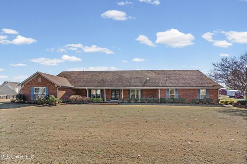 1099 Rasco Rd W, Southaven, MS, 38671-3831 | Card Image