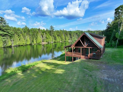 231 Hancock Rd, Island Pond, VT, 05846-5701 | Card Image