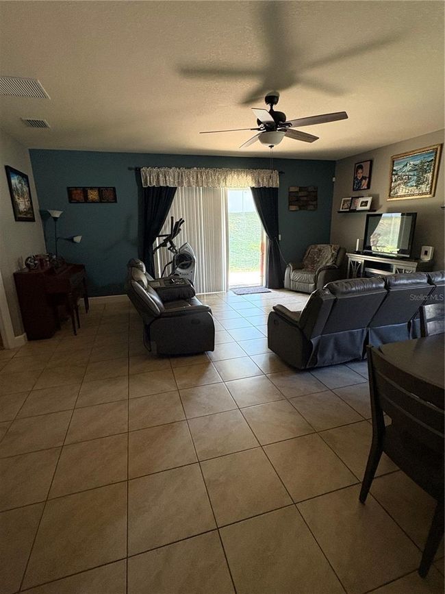 709 Calabria Way, House other with 3 bedrooms, 3 bathrooms and null parking in HOWEY IN THE HILLS FL | Image 9