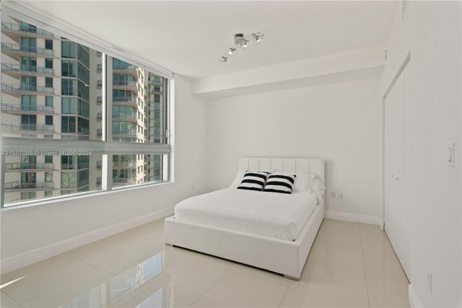 4410 - 90 Sw 3rd St, Condo with 2 bedrooms, 2 bathrooms and null parking in Miami FL | Image 11