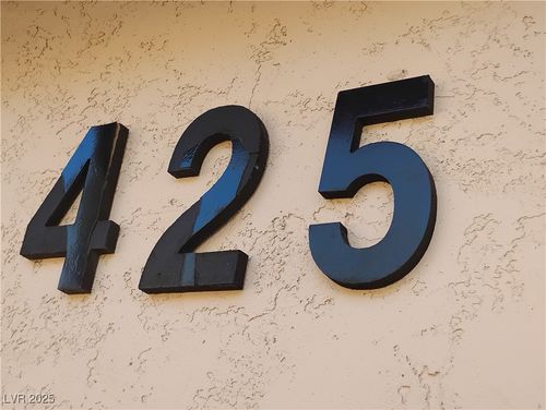 d-425 N Lamb Blvd, Las Vegas, NV, 89110-3493 | Card Image
