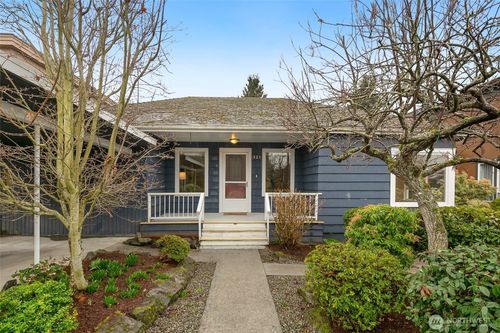 321 6th Ave S, Kirkland, WA, 98033-6653 | Card Image