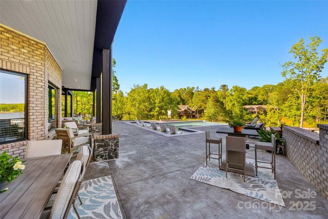 385 Squirrel Ln, House other with 5 bedrooms, 8 bathrooms and null parking in Lake Wylie SC | Image 37