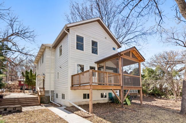 2369 W Valentine Avenue-12.jpg | Image 12