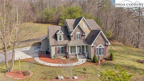 3186 & 3190 Silas Creek Road, Lansing, NC, 28643 | Card Image