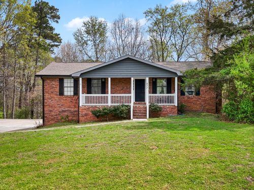 211 Lakeview Dr Se, DALTON, GA, 30721-6516 | Card Image