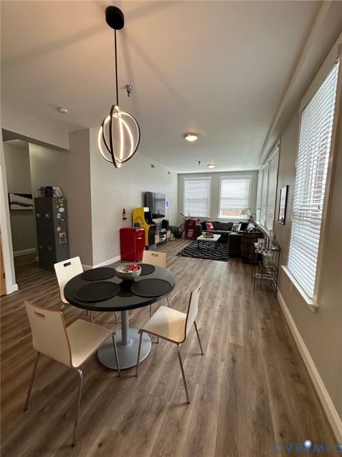 u301-1414 W Marshall St, Richmond, VA, 23220-3058 | Card Image