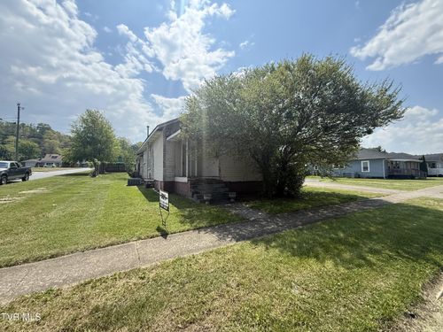 656 N Main Ave, Erwin, TN, 37650-1320 | Card Image