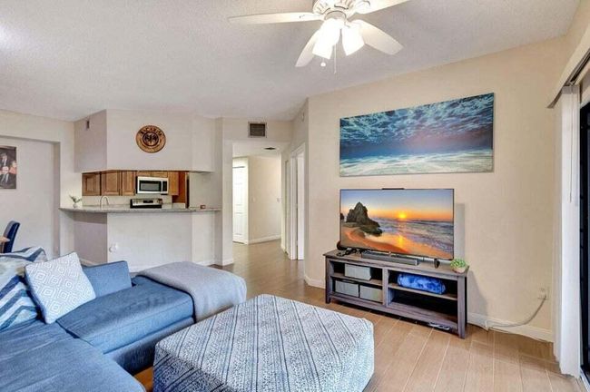 APT-105 - 2728 Anzio Ct, Condo with 2 bedrooms, 1 bathrooms and null parking in Palm Beach Gardens FL | Image 18
