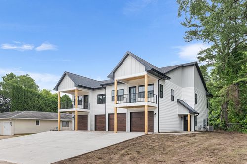 396 Strauss Ave, Green Lake, WI, 54941-9772 | Card Image