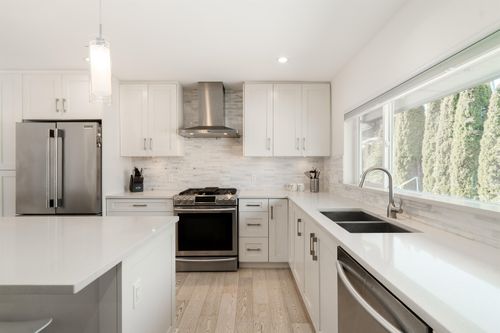 1056 Dansey Ave, Coquitlam, BC, V3K3H3 | Card Image