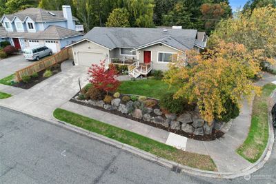 1875 Overview Drive Ne, House other with 3 bedrooms, 1 bathrooms and 1 parking in Tacoma WA | Image 2