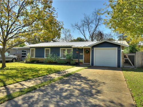 1913 Cullen Ave, Austin, TX, 78757-2435 | Card Image