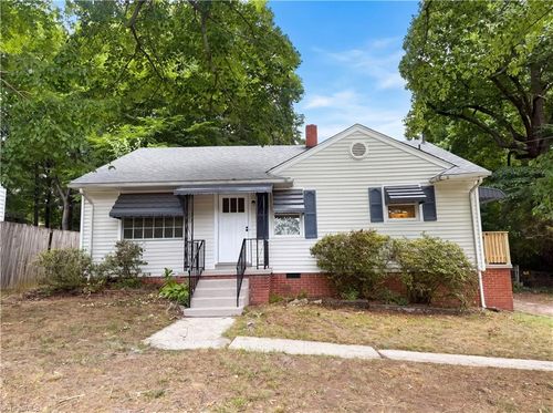 2403 Rowe St, Greensboro, NC, 27407-3635 | Card Image