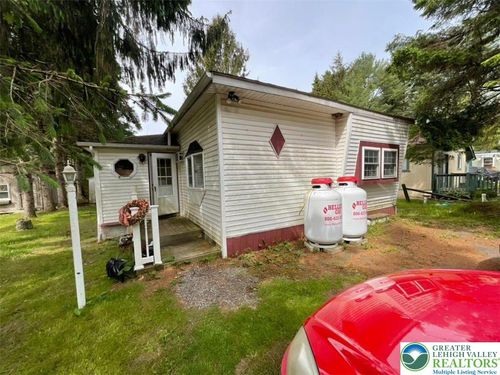 321 Campstead Cir, Blakeslee, PA, 18610-7000 | Card Image