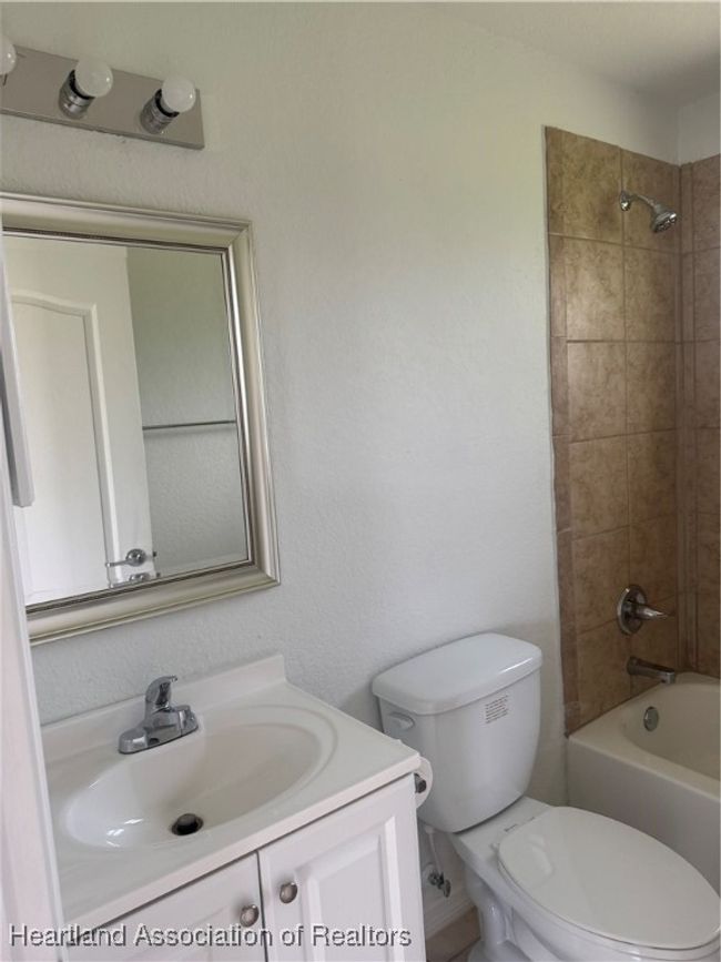 1411 Bittersweet St, House other with 3 bedrooms, 2 bathrooms and null parking in LAKE PLACID FL | Image 19