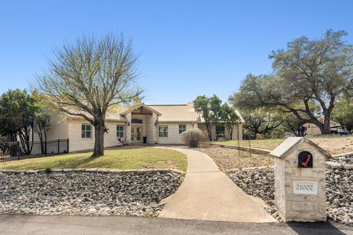 21007 Newhaven Cv, Lago Vista, TX, 78645-6816 | Card Image