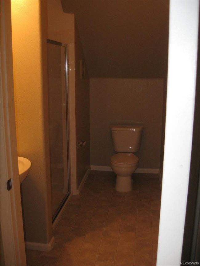 8338 Stonybridge Cir, Townhouse with 2 bedrooms, 3 bathrooms and 2 parking in Highlands Ranch CO | Image 10